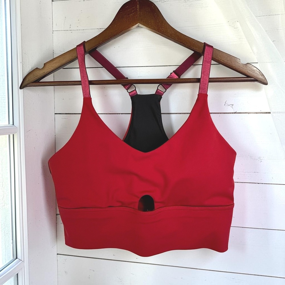 Sports Bra Kavala Medium Burgundy Red Polyester Spandex Keyhole Racerback